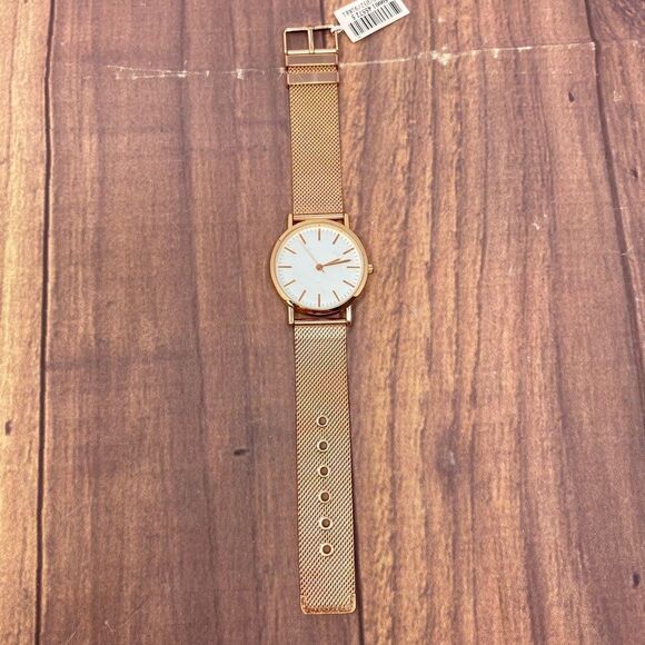 MACY’S ROSE GOLD WATCH AC10 - Picture 1 of 3